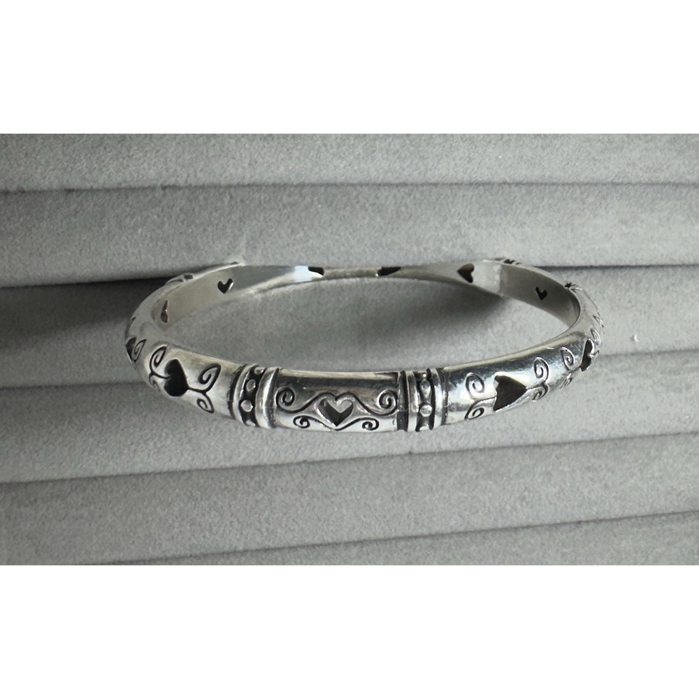 Brighton 'Shot Thru The Heart' Round Retired Heart Cutout Bangle Bracelet NWT